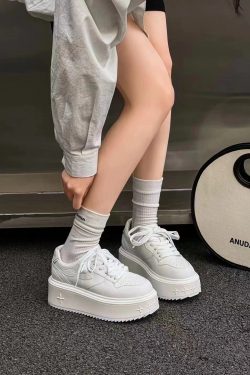 Women's Thick-Soled Casual Sports Sneakers - Seoul 2025 Spring/Autumn Instagram Style Height-Increasing White Shoes