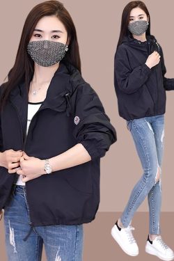 Women's UV Protection Jacket - Summer 2025 Lightweight Breathable Ice Silk Sun Protection Coat for Outdoor Activities