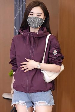 Women's UV Protection Jacket - Summer 2025 Lightweight Breathable Ice Silk Sun Protection Coat for Outdoor Activities