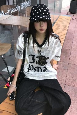 Women's Vintage Jersey V-Neck T-Shirt - Casual Loose Fit Short Sleeve Sports Top for Summer Outfit