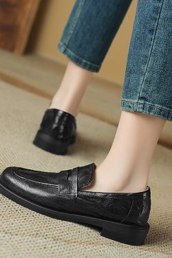 Women's Vintage Round-Toe Chunky-Heeled Loafers, Soft-Soled British Style Slip-On Flats, Retro Lambskin Mid-Heel, Size 41