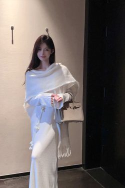 Women's White Alpaca Wool Knitted Cardigan Coat - Warm Autumn Winter Cloak Shawl for Cozy Layering