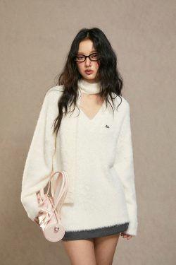 Women's White Loose Knit Sweater - 2024 Winter Lazy Style High-End Fashion Top