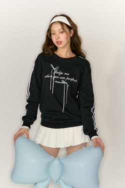 Women's White Round Neck Sweatshirt - Casual Long Sleeve Hoodless Jacket for Spring & Autumn, American Lazy Style Fashion