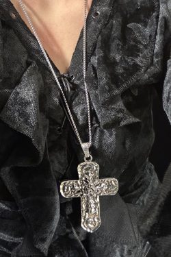 Y2K Big Cross Necklace - Heavy Gothic Girl Accessory, Long Chain for Subculture Baddie Style, Sweet Cool Sweater Jewelry