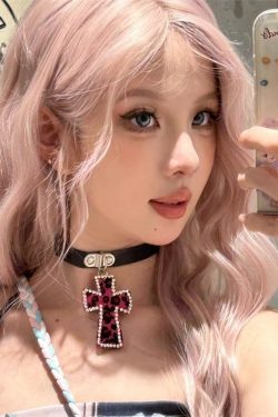 Y2K Leopard Print Cross Choker Necklace - Spicy Girl Rhinestone Collarbone Chain in Japanese Harajuku Style