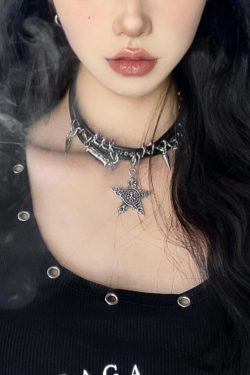 Y2K Multi-Layered Star Studded Choker Necklace - Trendy Dark Sweet Clavicle Chain for Spicy Girl Subculture Style