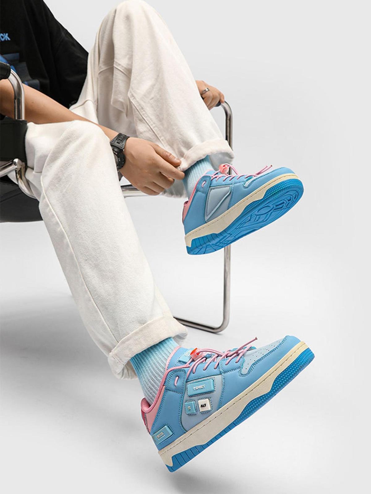 Concert Outfit High Street Skate Shoes