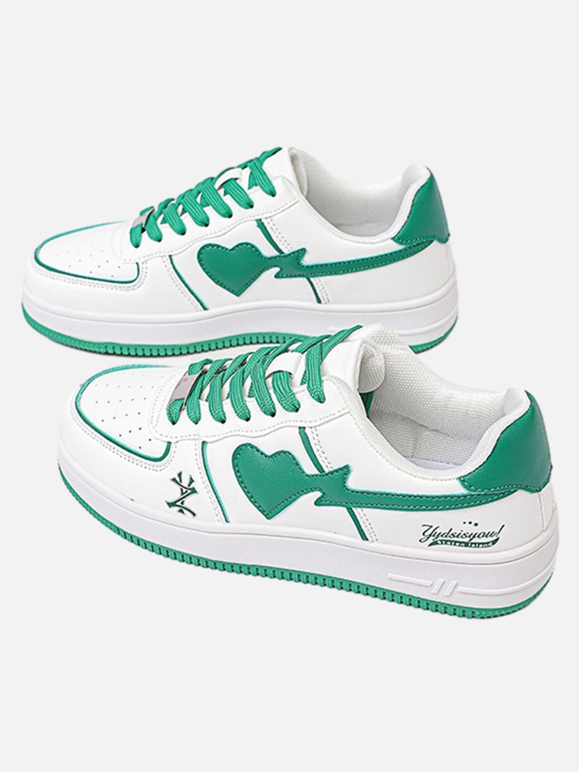 Concert Outfit High Street White Skate Sneakers
