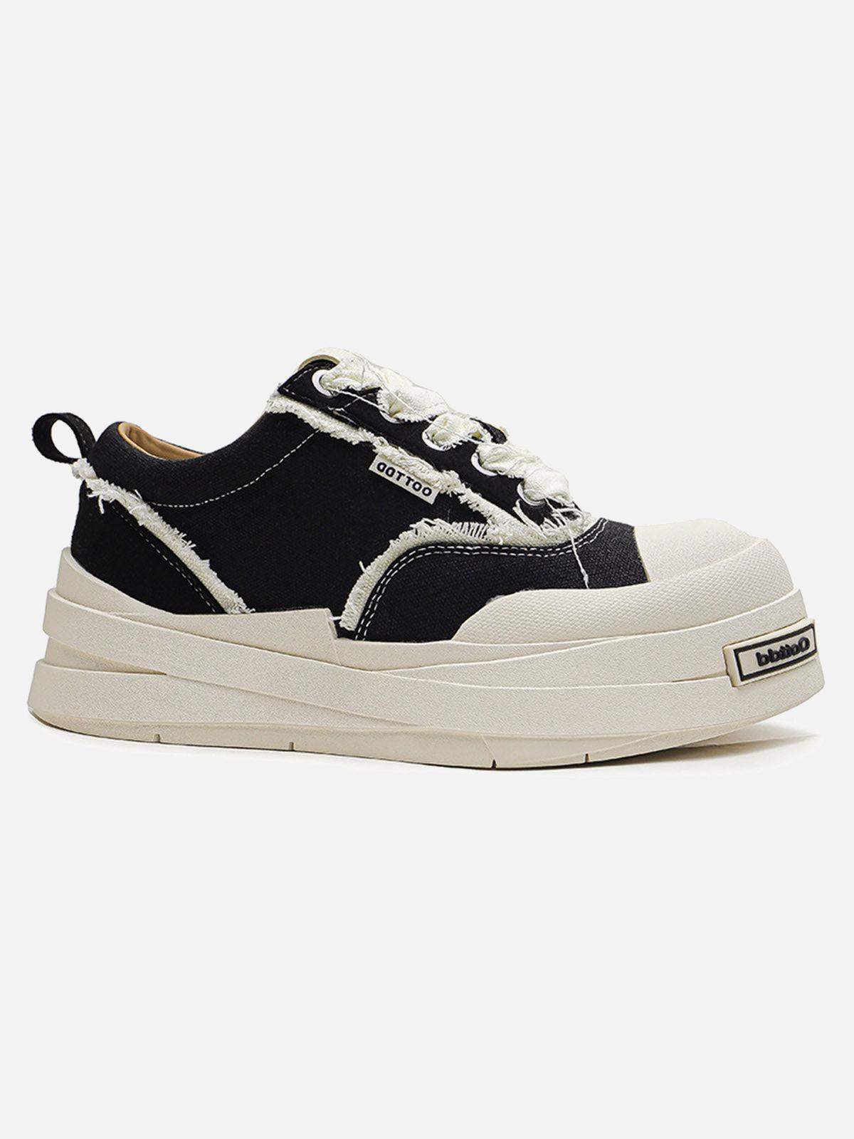Concert Outfit Raggedy Round Toe Sneakers
