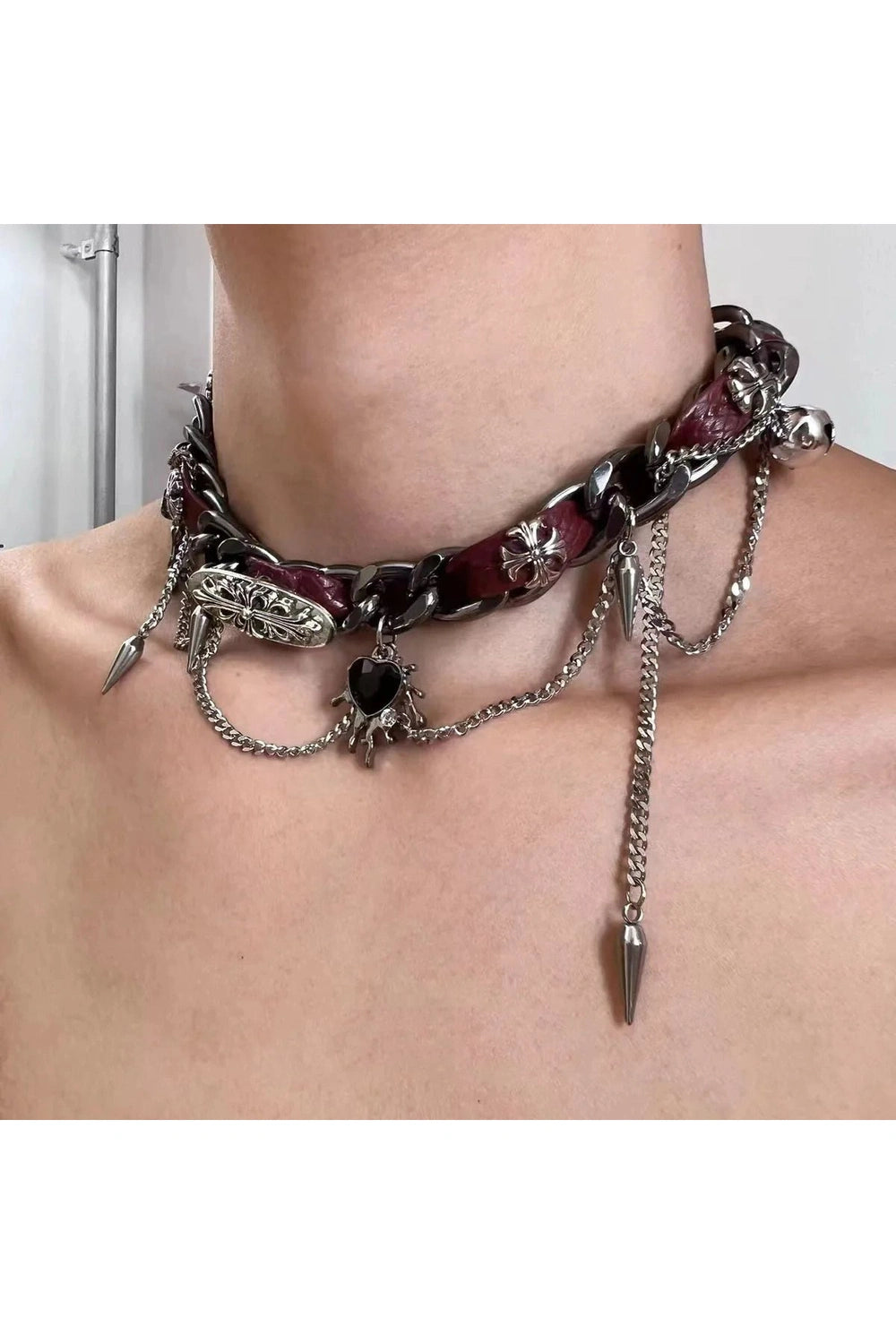 New Style Trends - Alt Goth Spiked Heart Chain Choker - Outfit Ideas