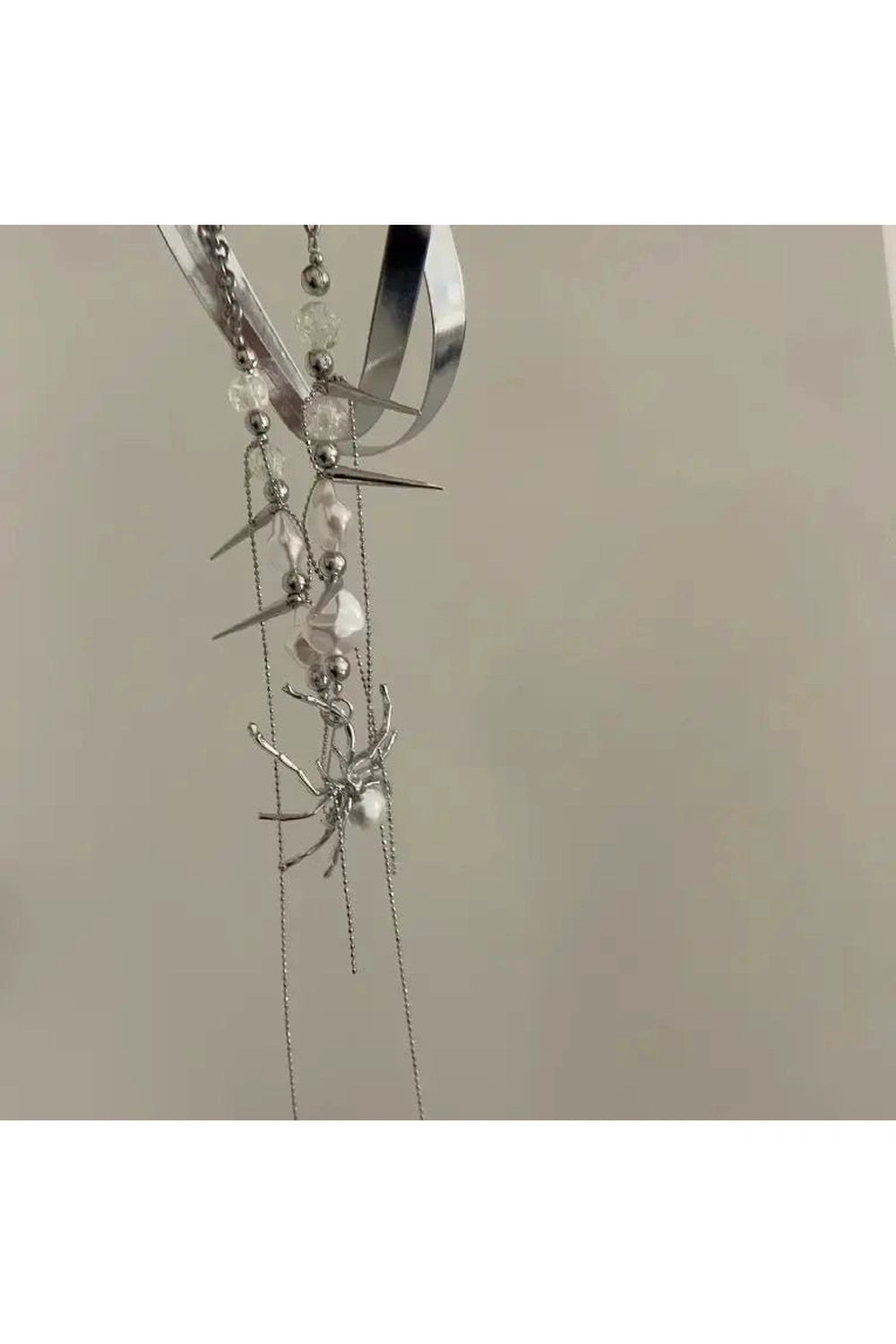 New Style Trends - Alt Spider Queen Pearl Spike Choker - Outfit Ideas