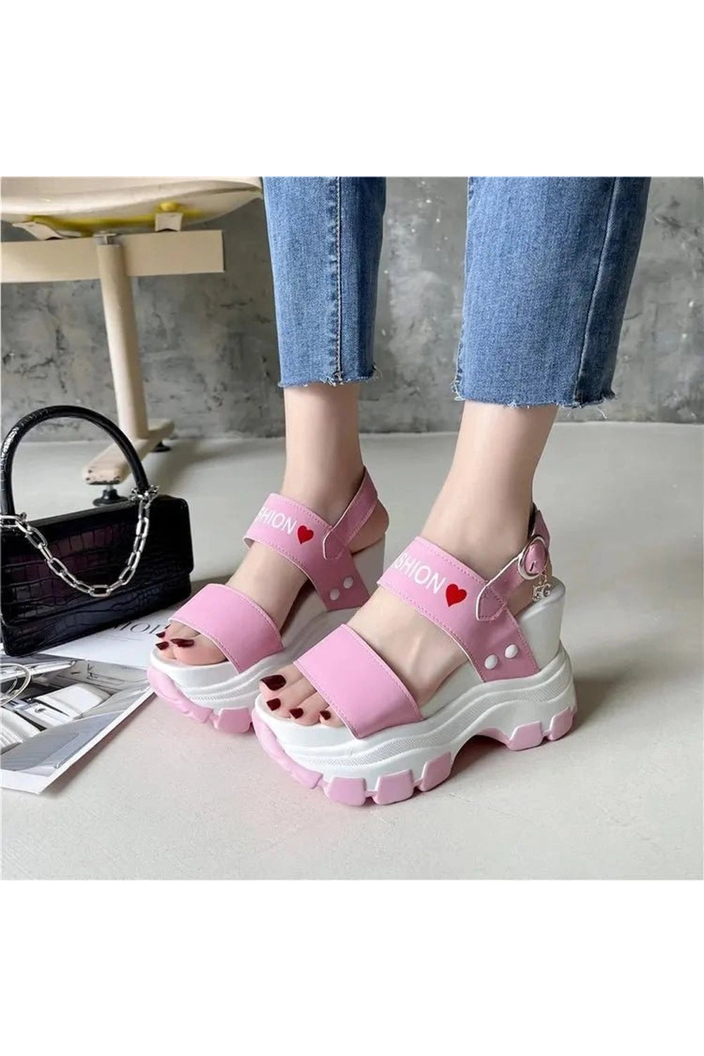 New Style Trends - Chunky Platform Sandals - Outfit Ideas