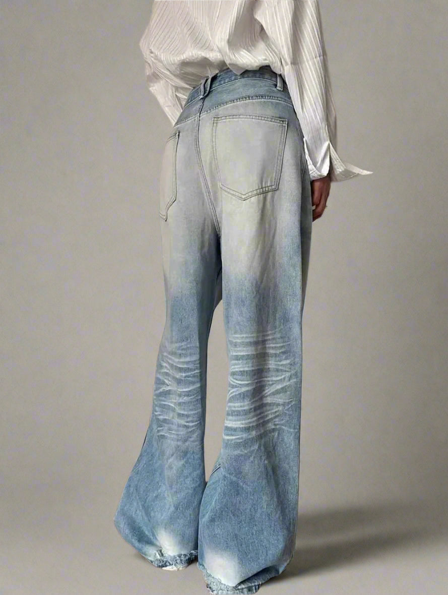 New Style Trends - Distressed Light-Wash Y2k Wide-Leg Jeans - Outfit Ideas