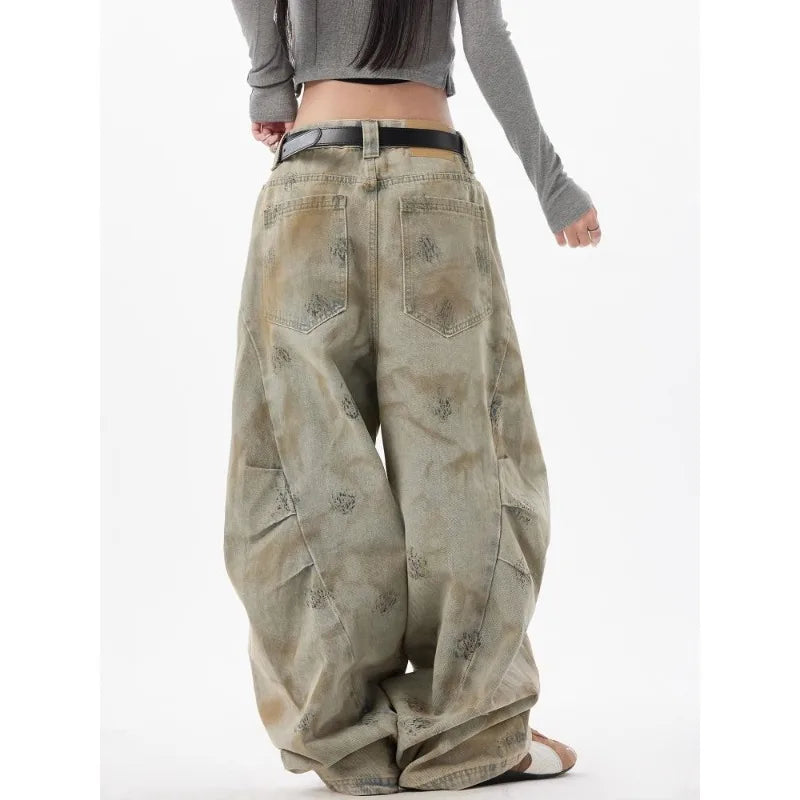 New Style Trends - Grunge Fade Baggy Jeans - Outfit Ideas