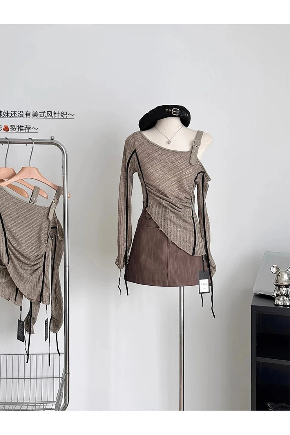 New Style Trends - Irregular Y2K Cropped Pullover - Outfit Ideas