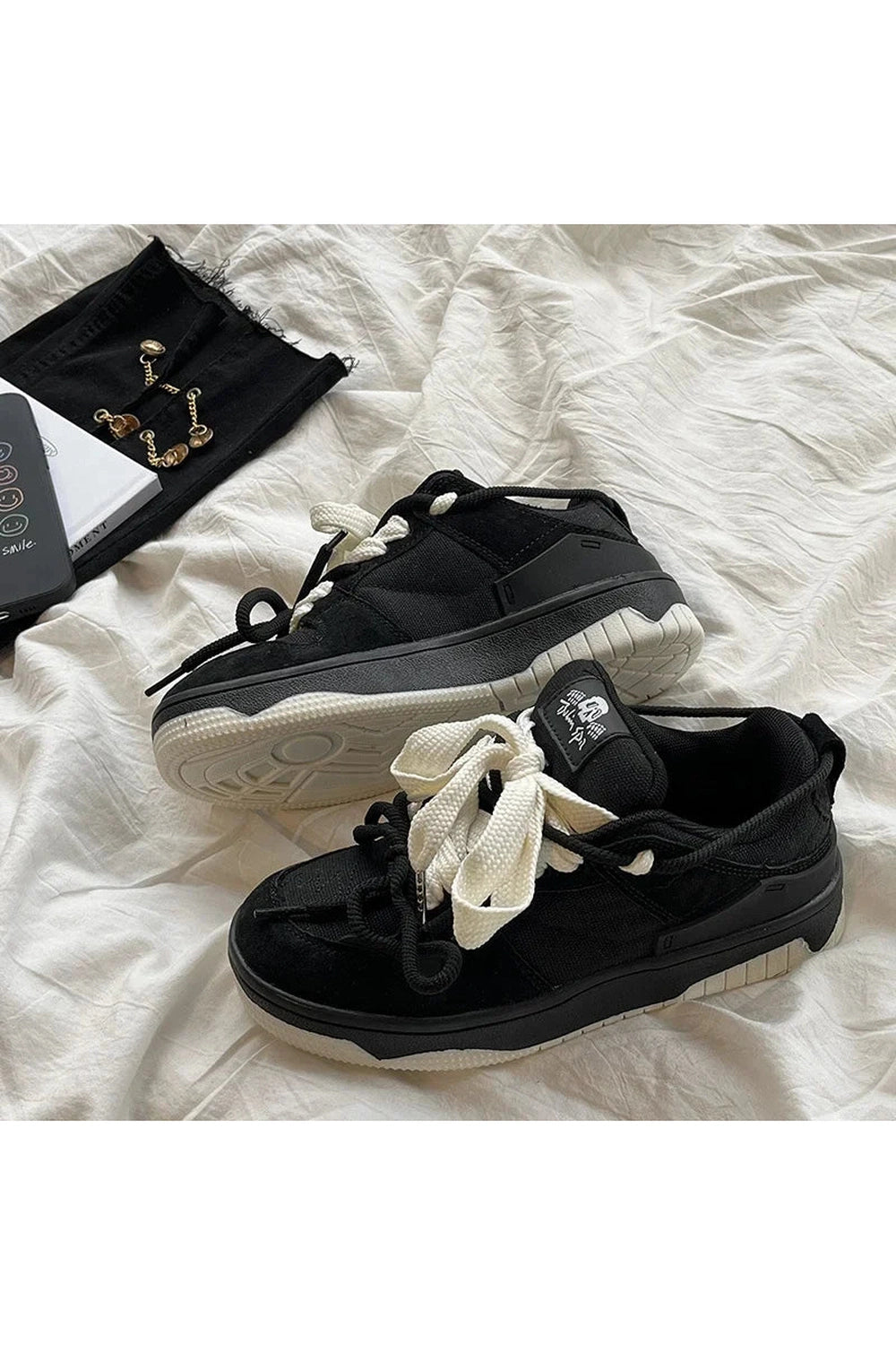 New Style Trends - Kawaii Monochrome Edgy Low-Top Sneakers - Outfit Ideas