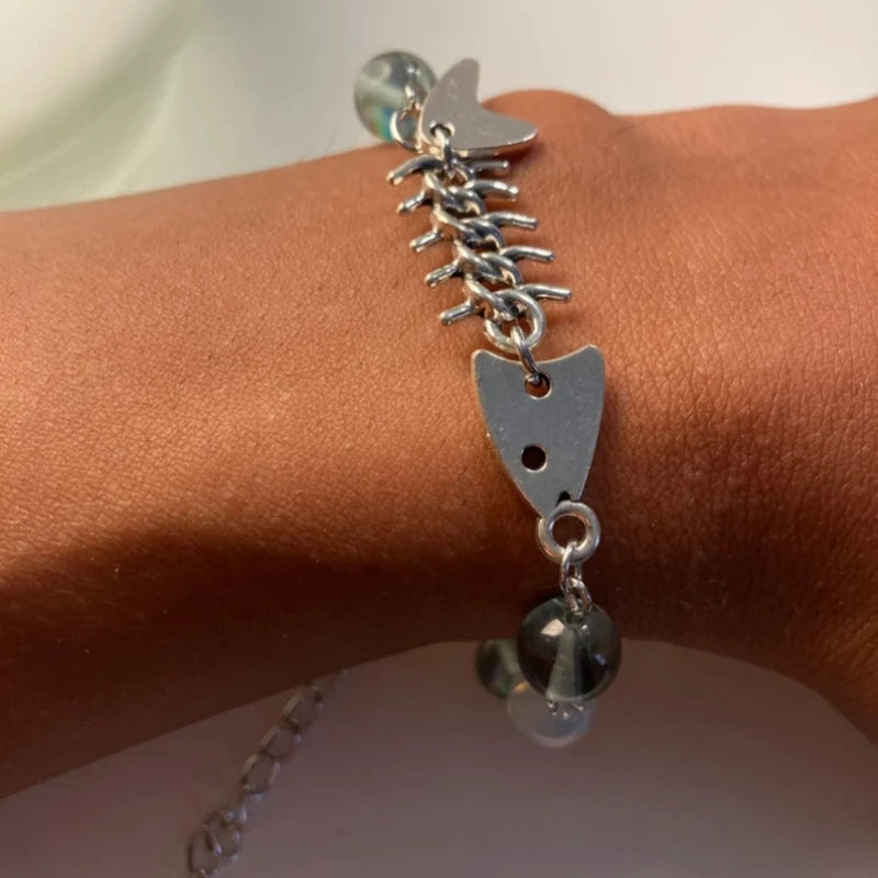 New Style Trends - Mermaidcore Starbite Fishbone Bracelet - Outfit Ideas