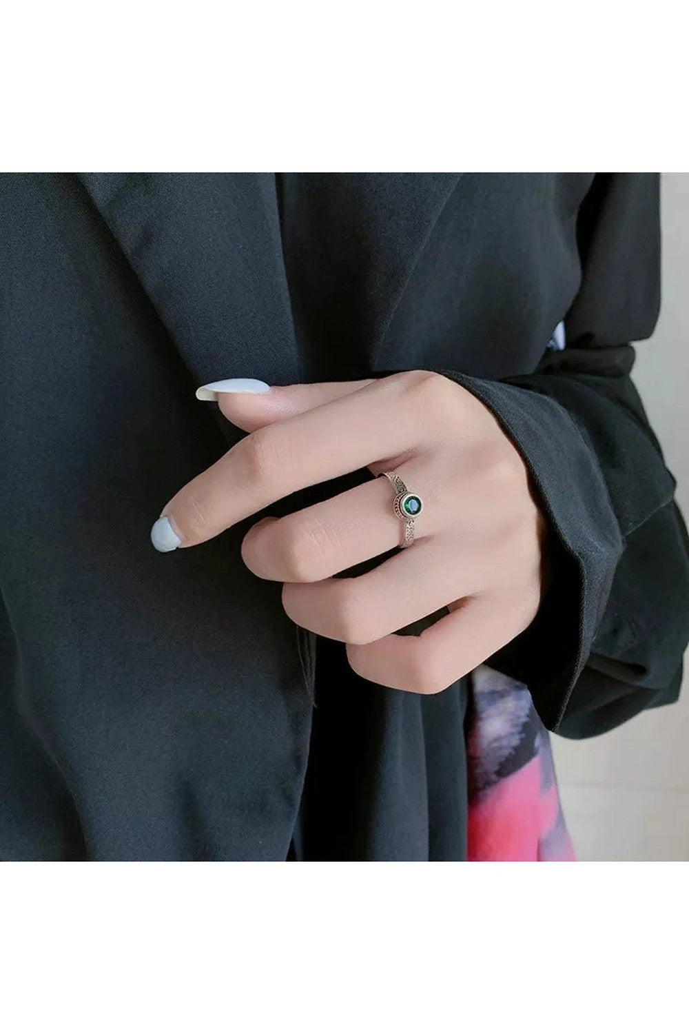 New Style Trends - Retro Celtic-Inspired Emerald Open Ring - Outfit Ideas