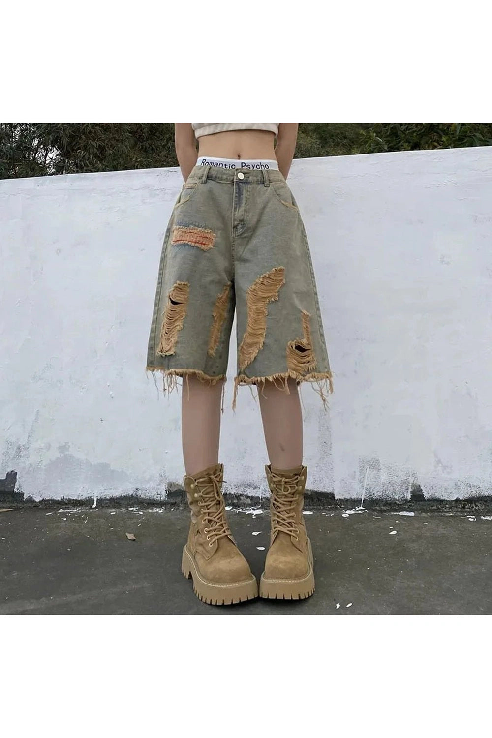 New Style Trends - Retro Hole Denim Shorts - Outfit Ideas