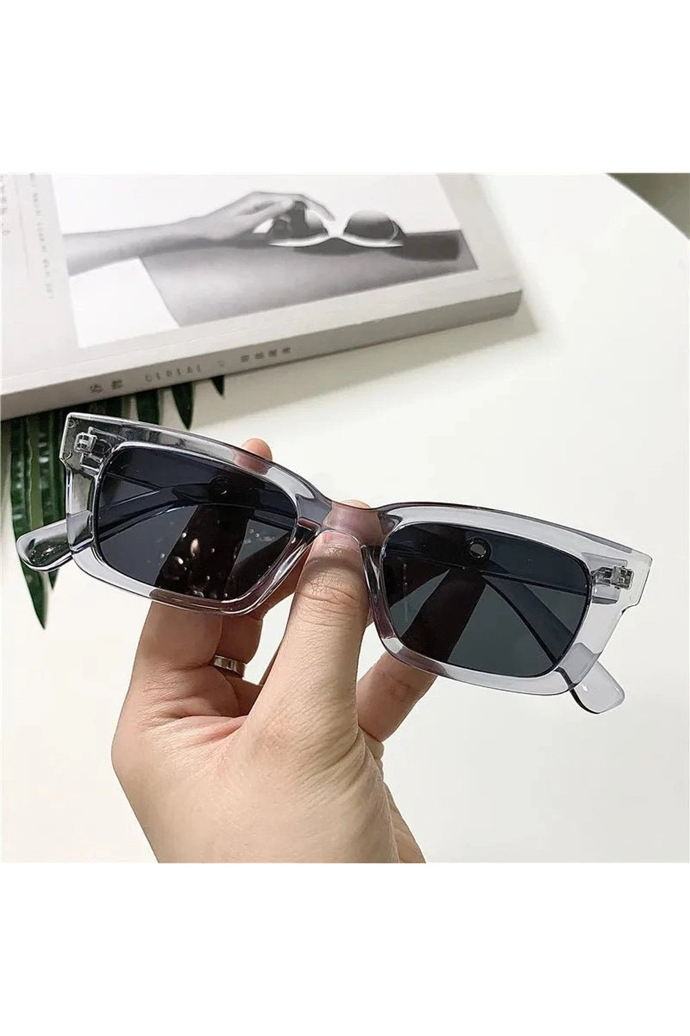 New Style Trends - Retro Rectangle Sunglasses - Outfit Ideas