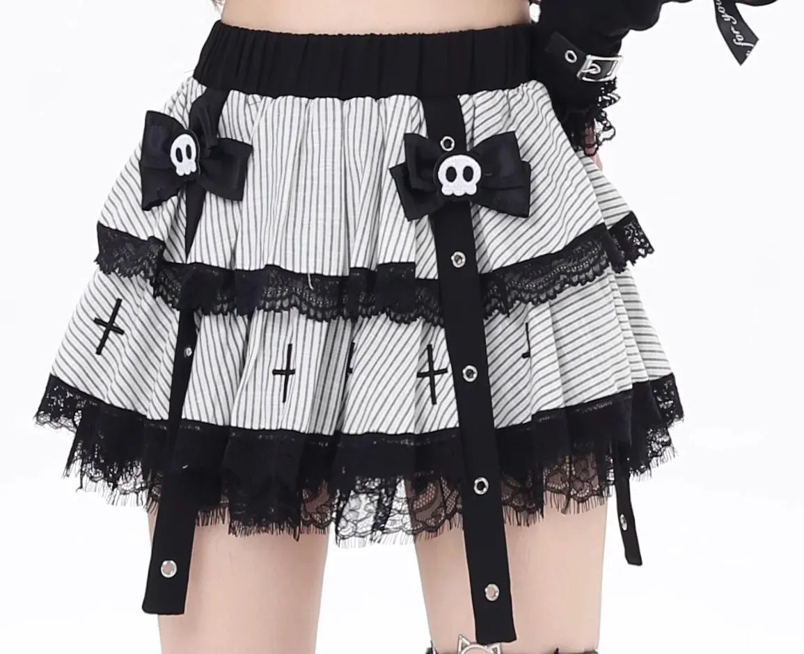 New Style Trends - Skull Bow Lolita Layered Kawaii Goth Skirt - Outfit Ideas