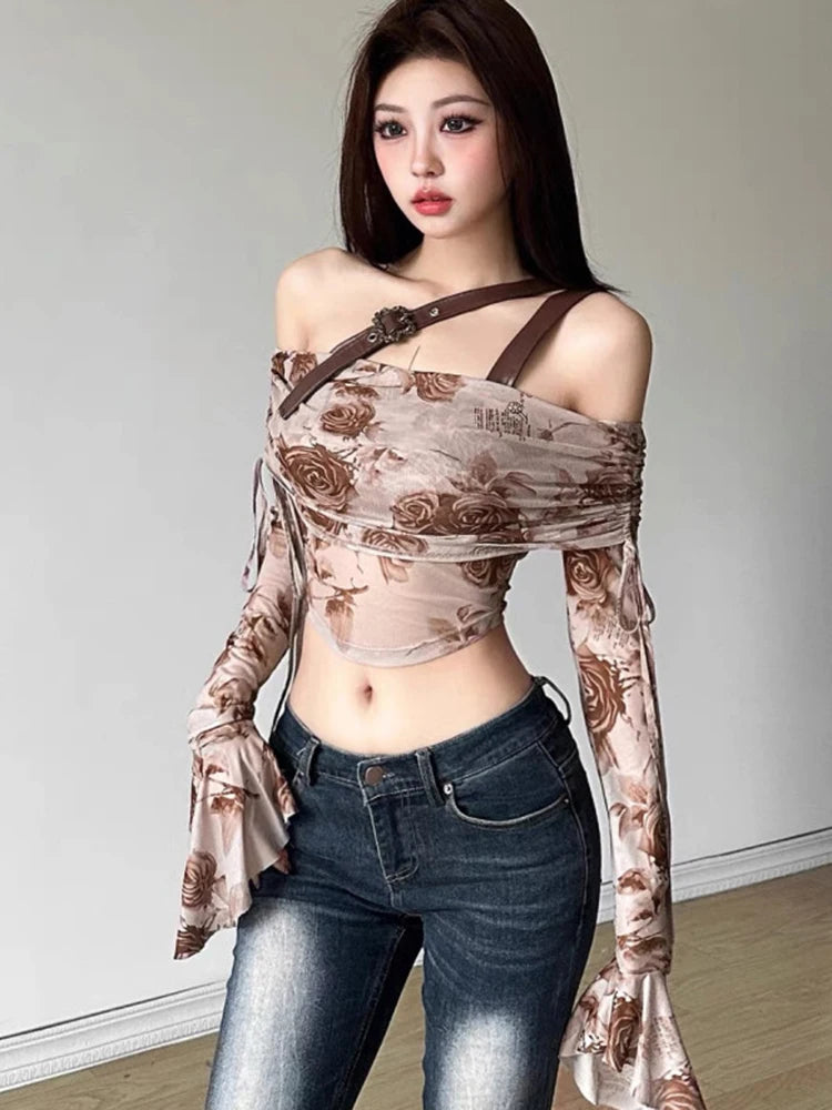 New Style Trends - Strap Coquette Top - Outfit Ideas