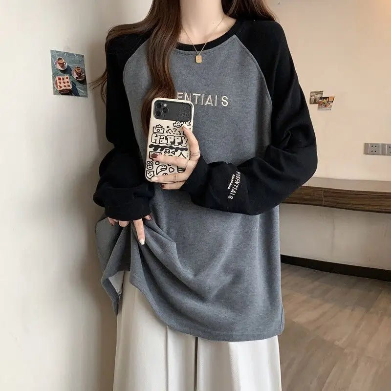 New Style Trends - Two-Tone Raglan Retro Oversized Sweatshirt - Outfit Ideas