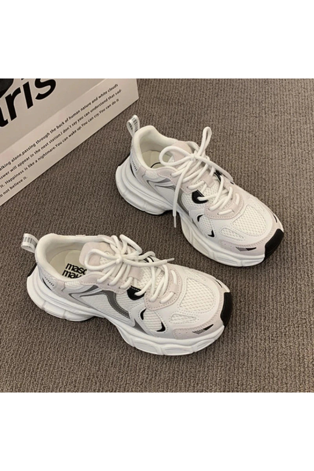 New Style Trends - Y2k Chunky Casual Sneakers - Outfit Ideas