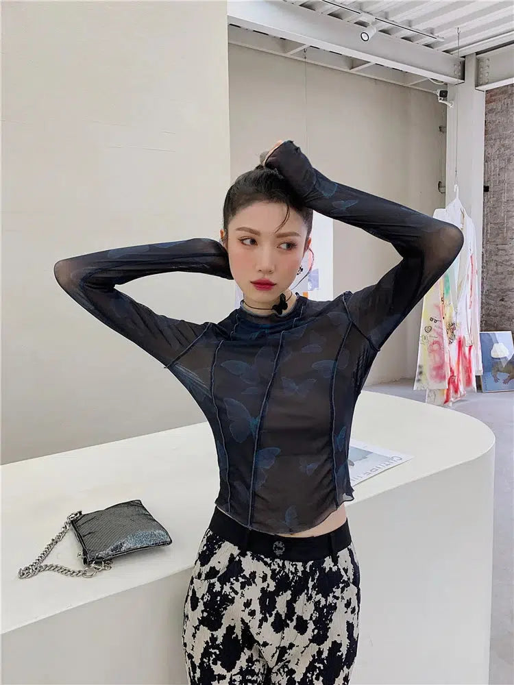 Style Core Aesthetics, New Style Trends - Butterfly Seam Detailed Mesh Top