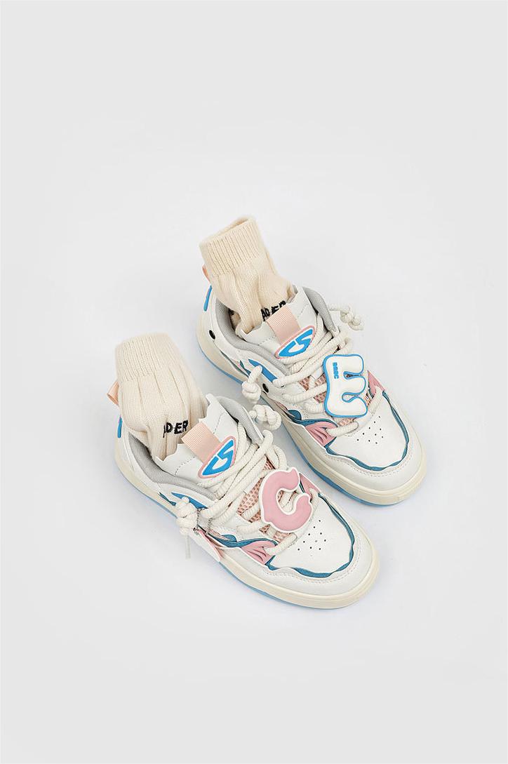 Style Core Aesthetics, New Style Trends - 'C' Shoes