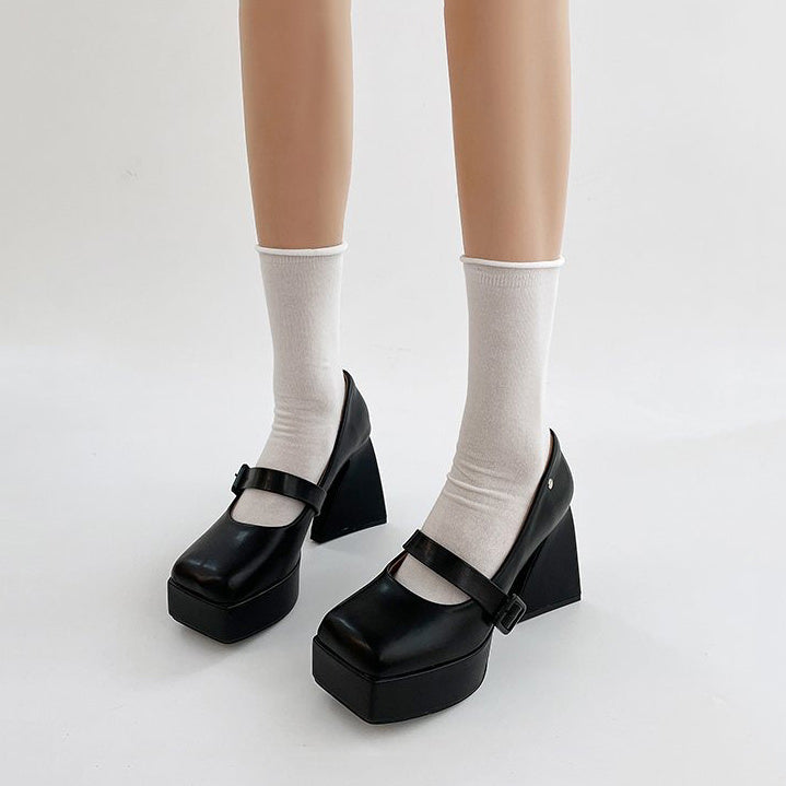 Style Core Aesthetics, New Style Trends - Campus Queen Platform Mary Janes