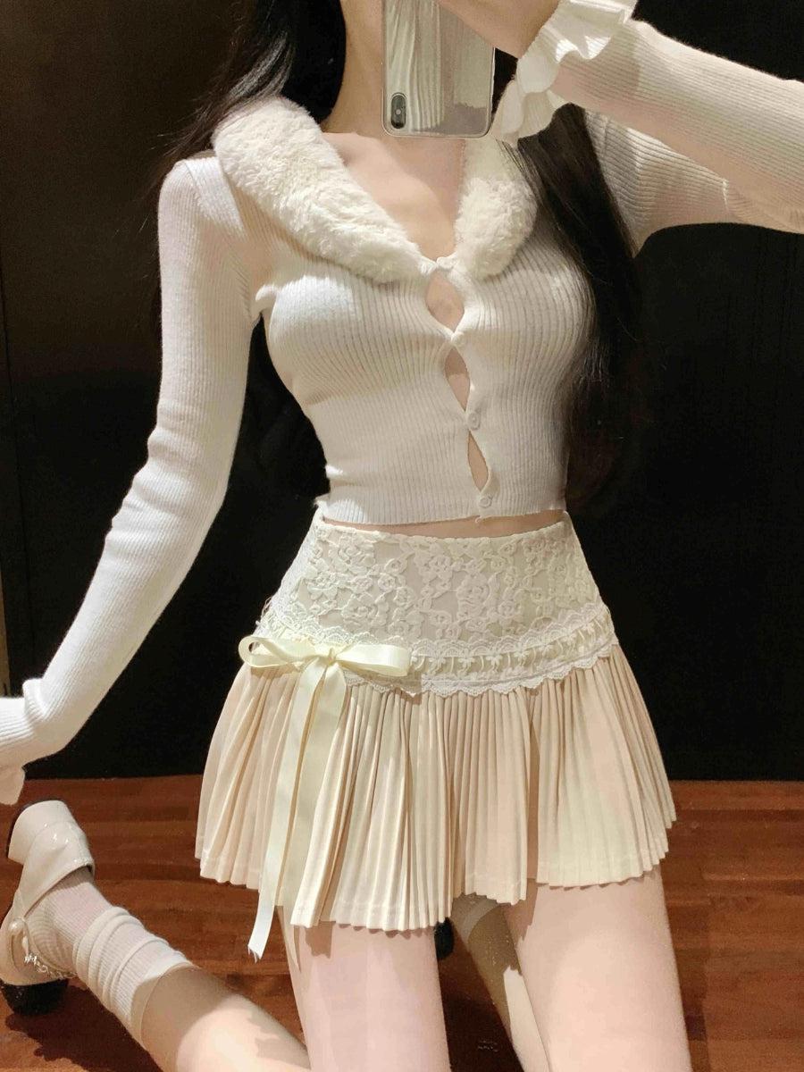 Style Core Aesthetics, New Style Trends - Coquette Lace Pleated Mini Skirt