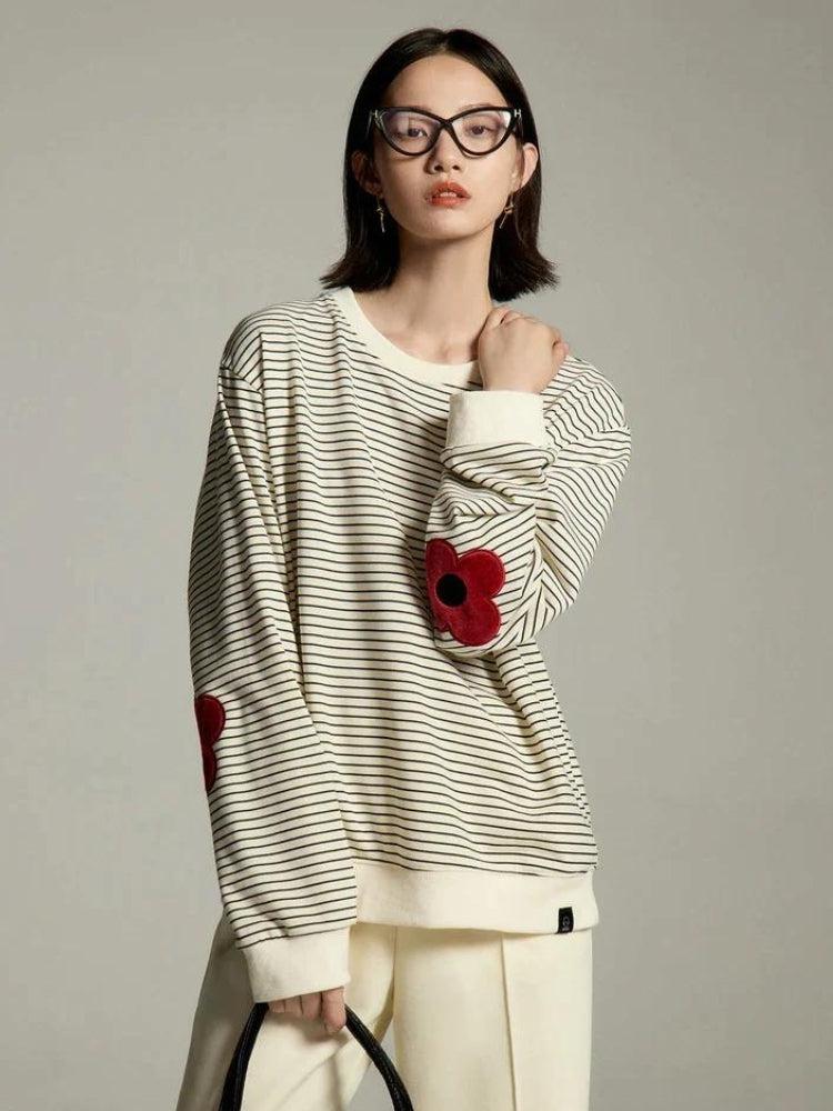 Style Core Aesthetics, New Style Trends - Daisy Embroidered Striped Sweatshirt