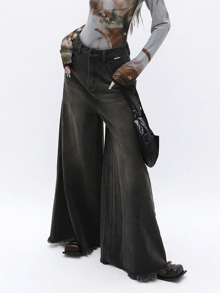 Style Core Aesthetics, New Style Trends - Dark Wash Distressed Wide Leg Jeans