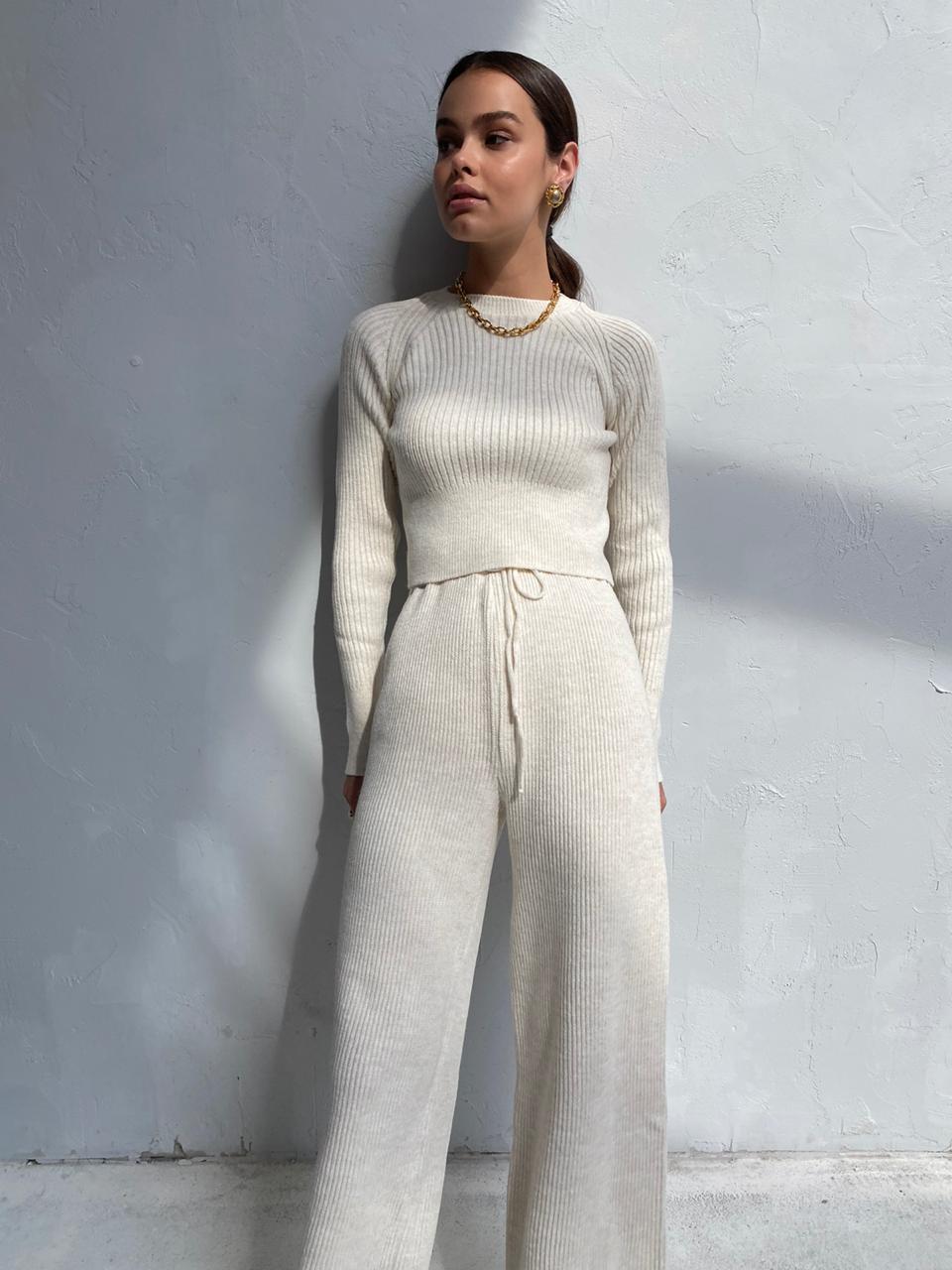 Style Core Aesthetics, New Style Trends - Ensemble streetwear 'LINA'
