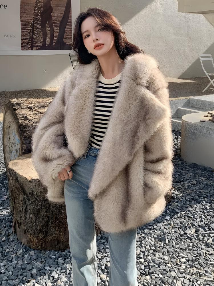 Style Core Aesthetics, New Style Trends - Fluffy Faux Fur Jacket