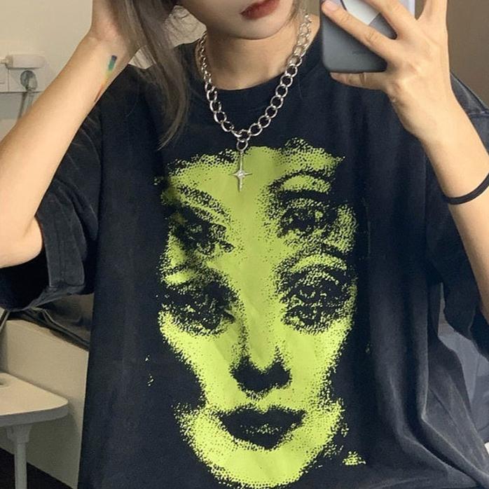 Style Core Aesthetics, New Style Trends - Grunge Ghost Face Graphic T-Shirt