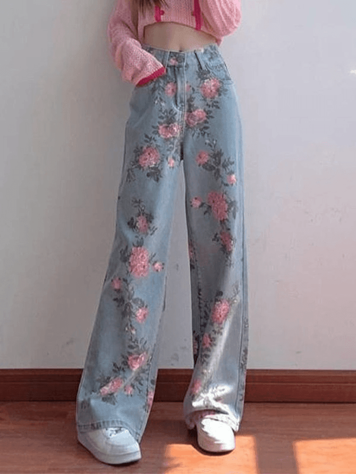 Style Core Aesthetics, New Style Trends - Jean boyfriend fleuri à taille haute