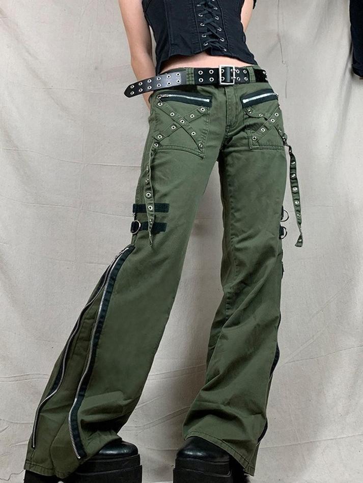 Style Core Aesthetics, New Style Trends - Jean cargo à fermeture éclair et décor métallique