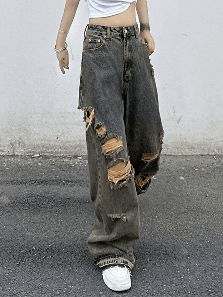 Style Core Aesthetics, New Style Trends - Jean déchiré en denim délavé