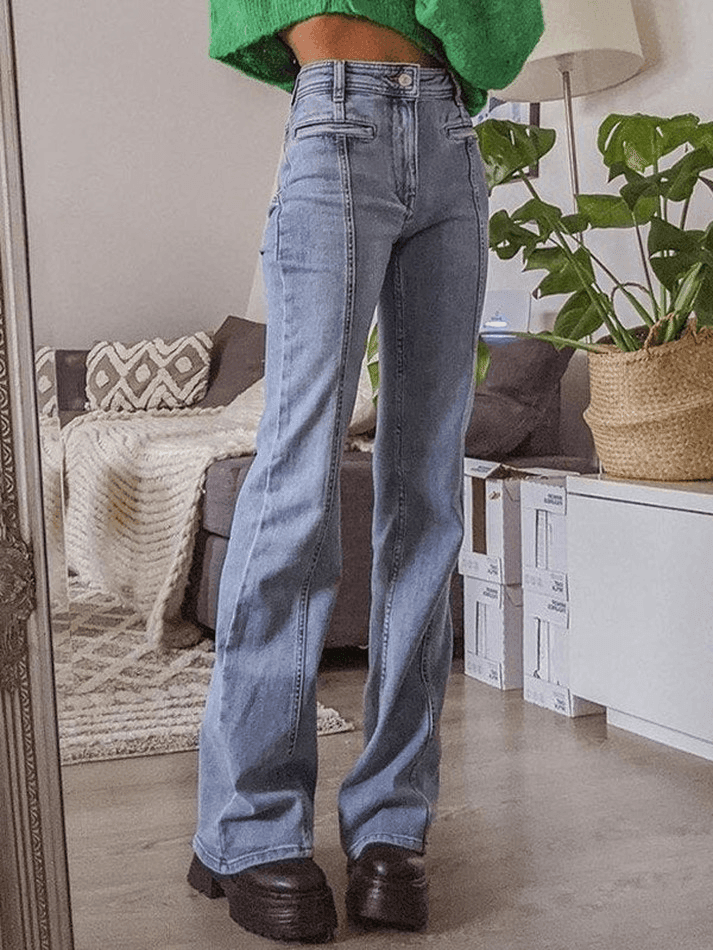 Style Core Aesthetics, New Style Trends - Jean évasé à patchwork d'étoiles dans le dos