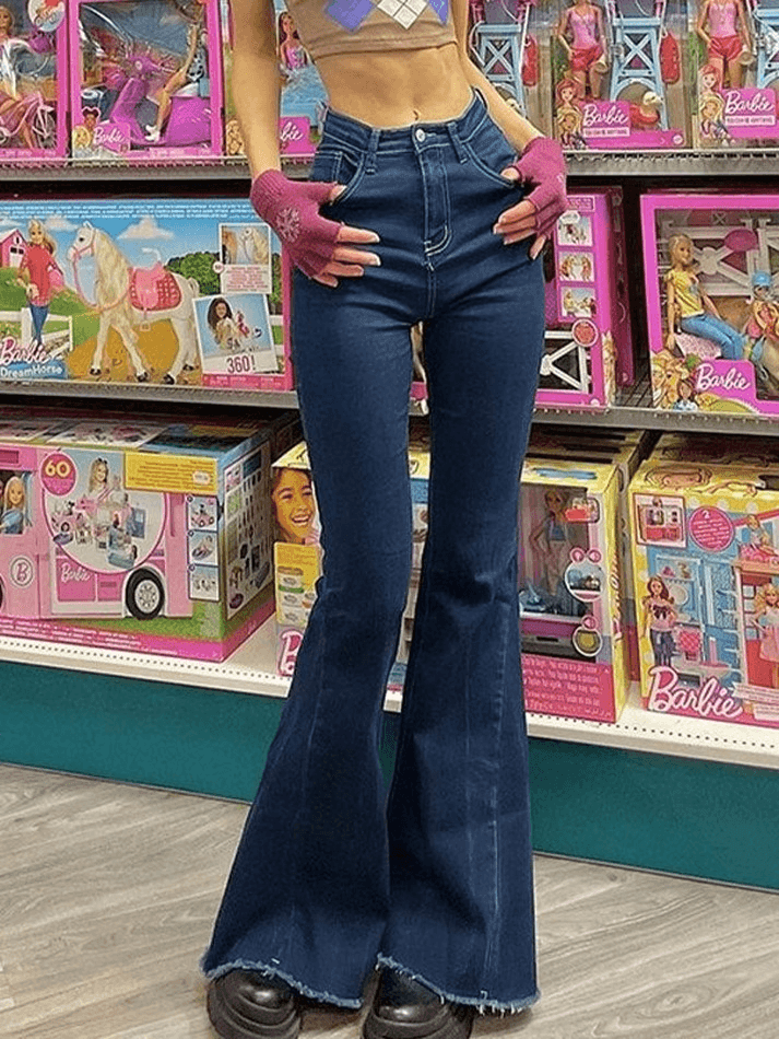 Style Core Aesthetics, New Style Trends - Jean évasé taille haute classique