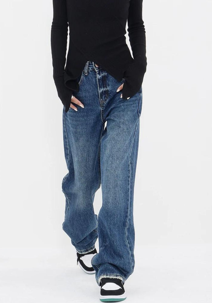 Style Core Aesthetics, New Style Trends - Patch Pocket Straight Leg Denim Jeans