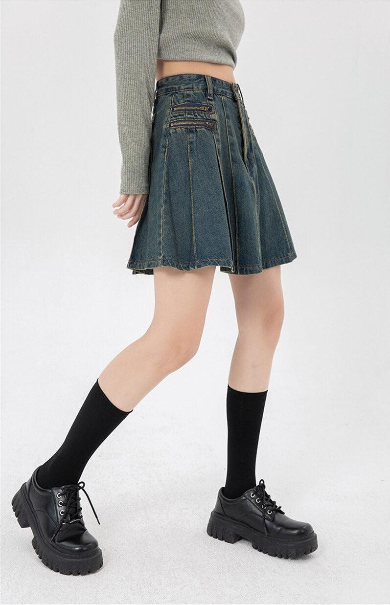 Style Core Aesthetics, New Style Trends - Pleated Denim Mini Skirt