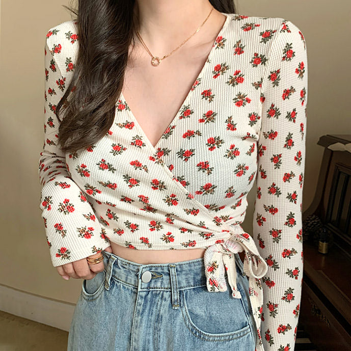 Style Core Aesthetics, New Style Trends - Secret Garden Wrap Top