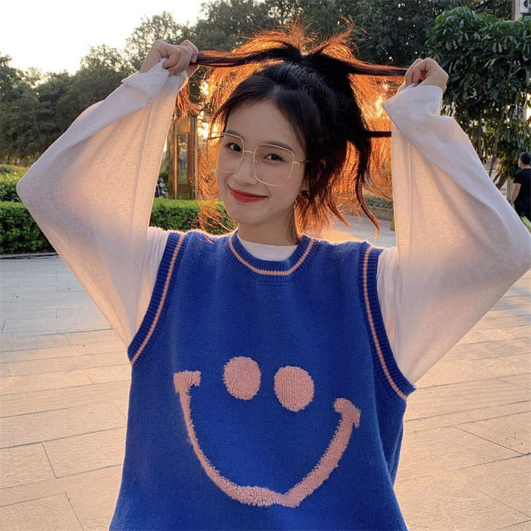 Style Core Aesthetics, New Style Trends - Smiley Face Indie Vest