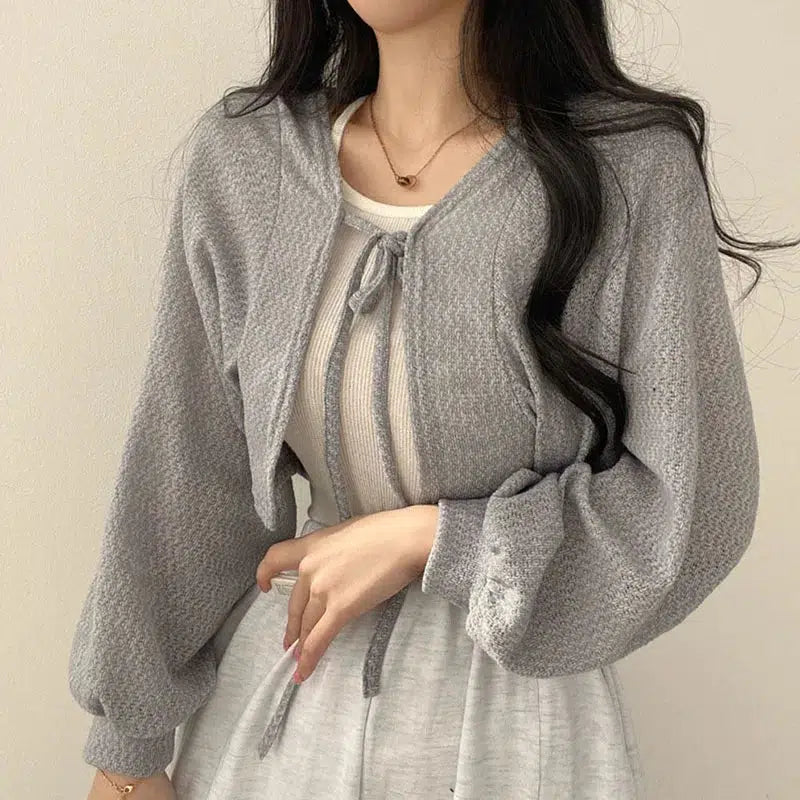 Style Core Aesthetics, New Style Trends - Soft Girl Lace Up Crop Cardigan