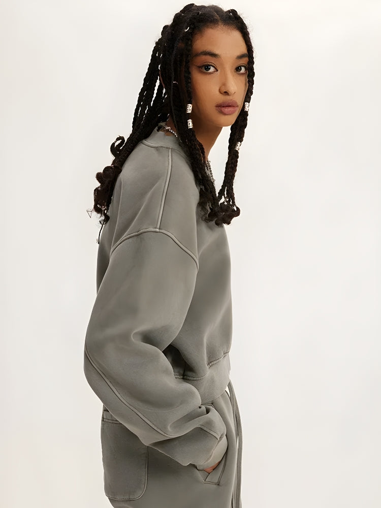 Style Core Aesthetics, New Style Trends - V-Neck Drop Shoulder Cropped Sweatshirt