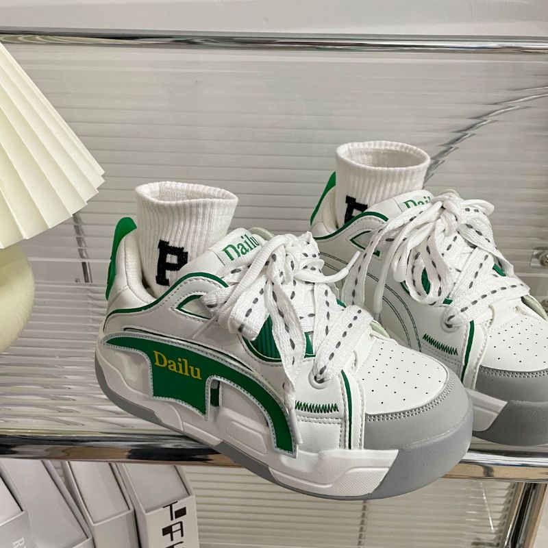 Style Core Aesthetics, New Style Trends Vintage Patchwork Sneakers